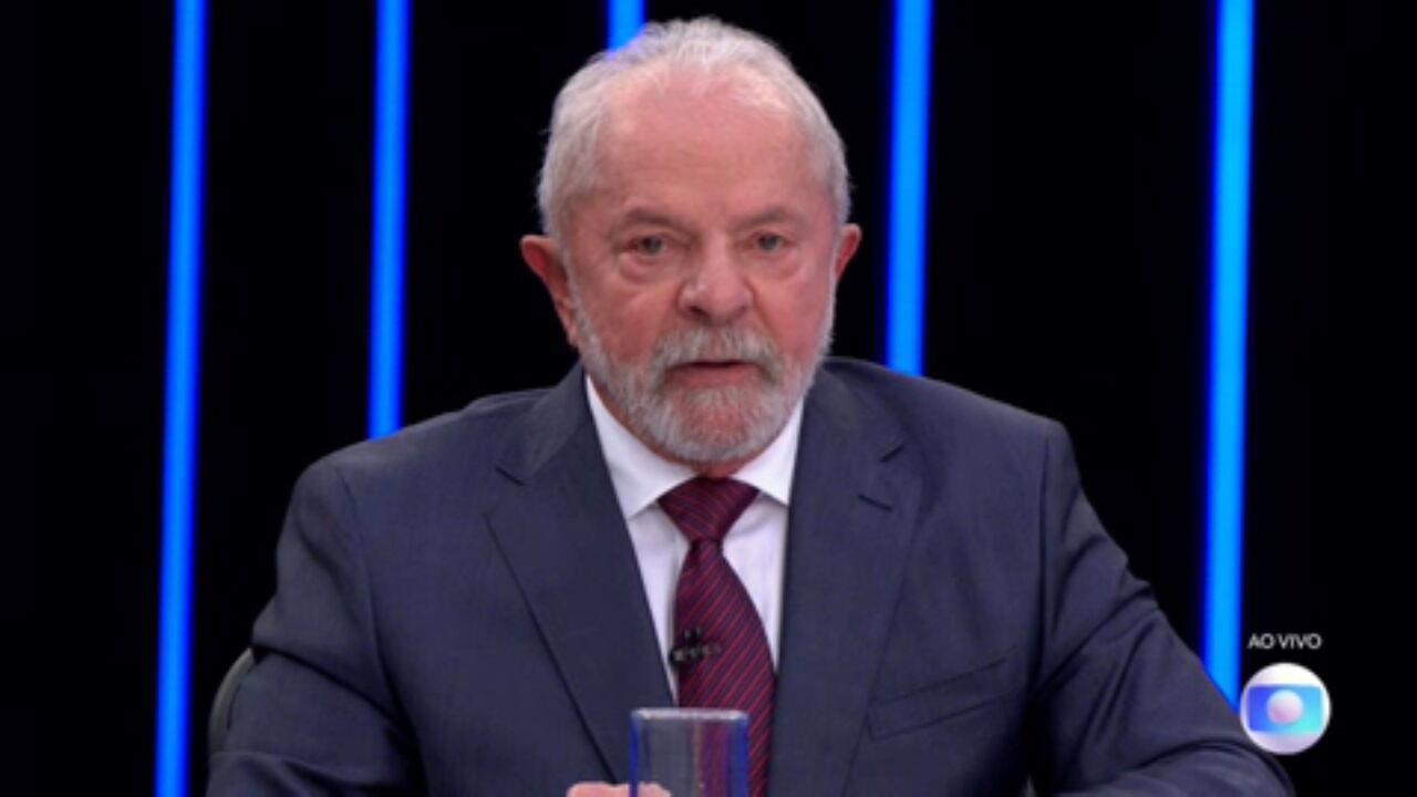 Lula toma posse pela terceira vez na história