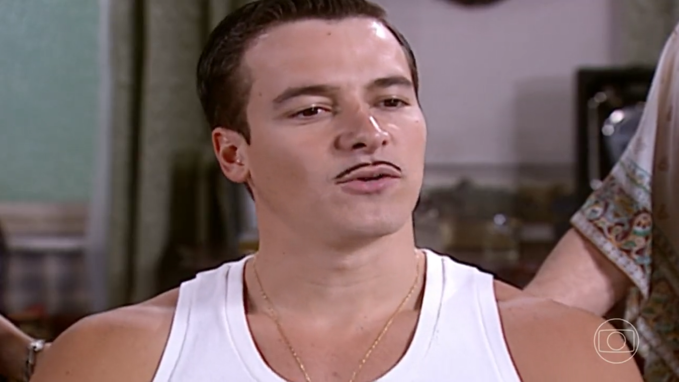 2001: Bonitão deixa elenco de novela das oito